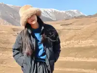 藍色跟青海湖更配!