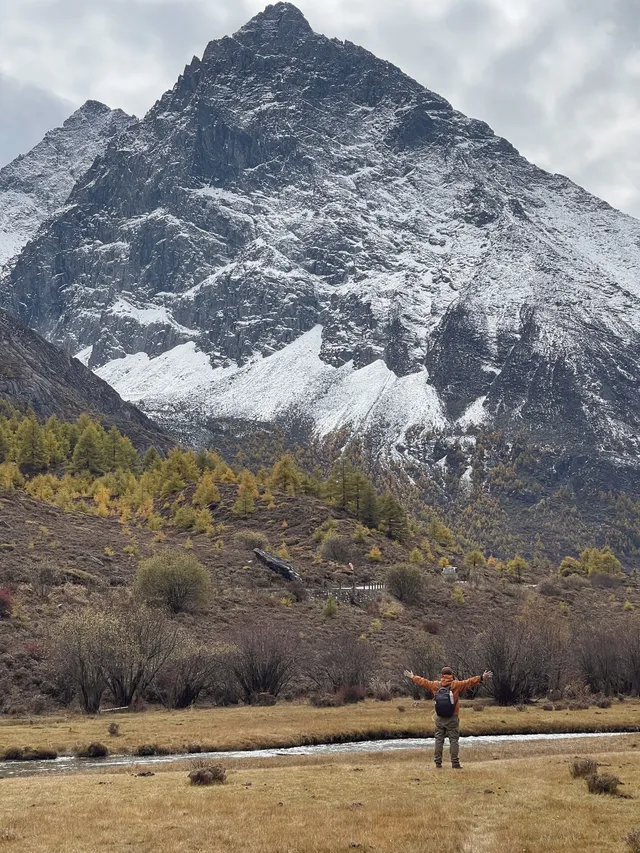 稻城亞丁的秋天，是上帝打翻的調色盤！
