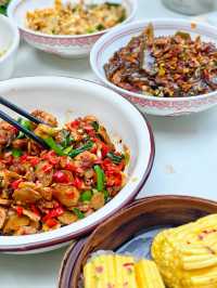 老廣入湘-不太能吃辣的廣東人在長沙狂吃三天,都吃了什麼?