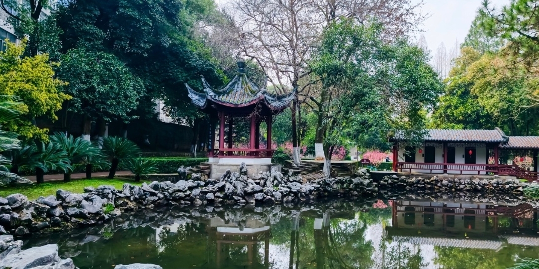 Strolling Through Fuzhou: In Search of Ancient Charm and Everyday Life 🌿
