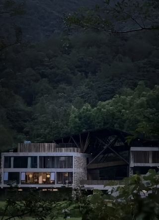 우이산 계곡으로 숨기｜게으른 하루를 보내는 1박 2일 완전 가이드