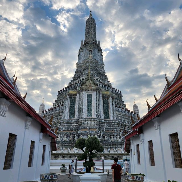 วัดอรุณราชวรารามราชวรมหาวิหาร