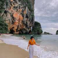 นอนริมหาดอ่าวนาง สวย สงบ ชิวมาก