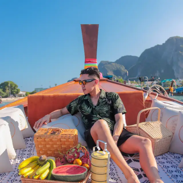 The Pol Koh phi phi (Luxury Long-tail Boat)