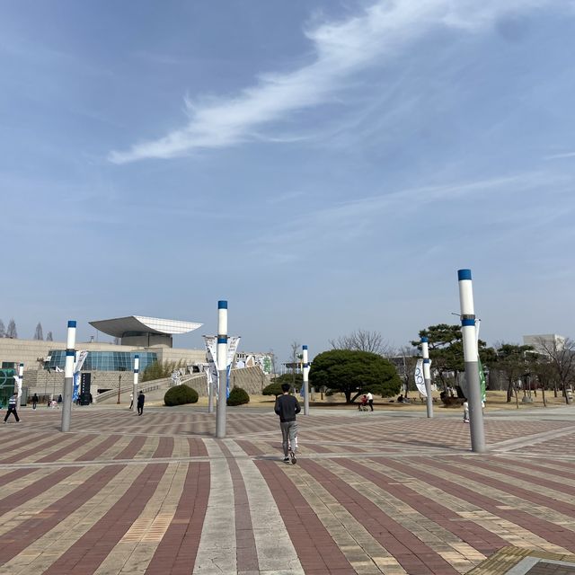 대전 피크닉 명소, 대전엑스포시민광장(남문광장) 주차장 등