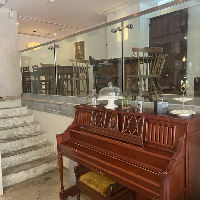 復古懷舊風格的餐廳： 荼香