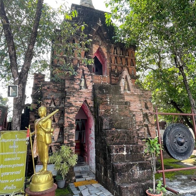 ไหว้พระวัดมหาธาตุ สุโขทัย