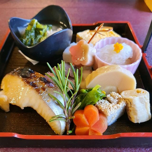 【亀岡グルメ】コスパ最強の京都懐石店「洛菜」