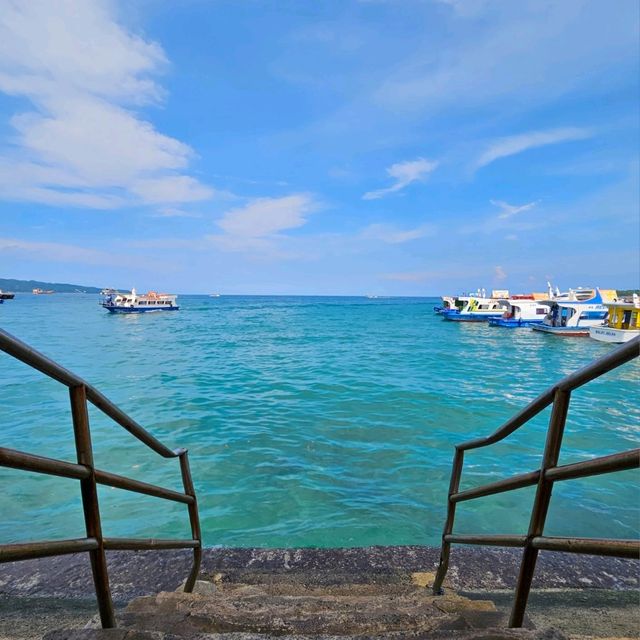 Clear blue waters and white sandy beaches