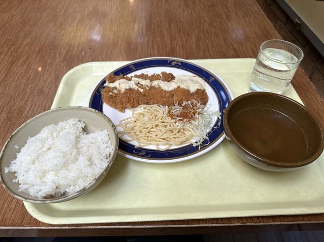 福岡・天神のアーケード商店街『新天町』のメディアでも取り上げられる隠れた人気店『新天町倶楽部』