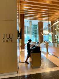 ベトナム　ベトナム観光　JW マリオット ホテルハノイ　ジャズクラブやカフェなど見所満載！