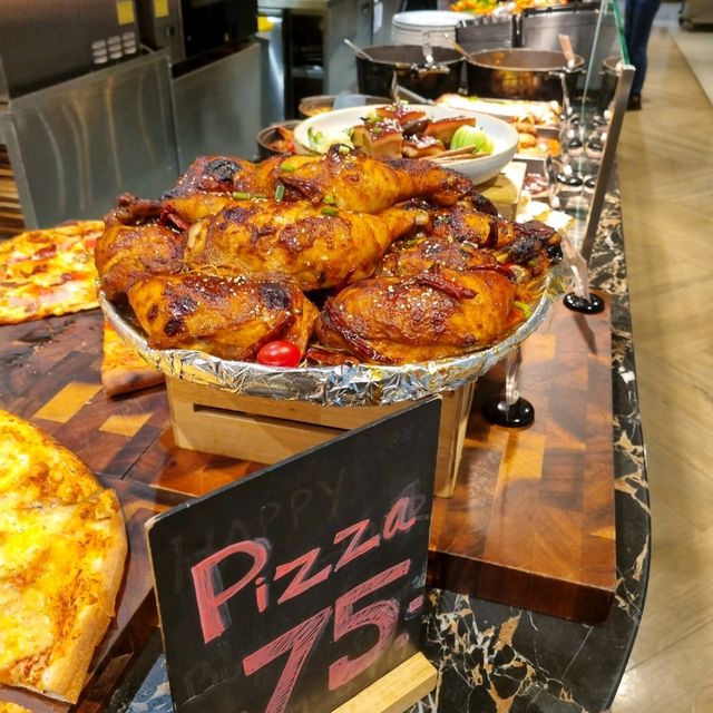 Tops Food Hall Pattaya 