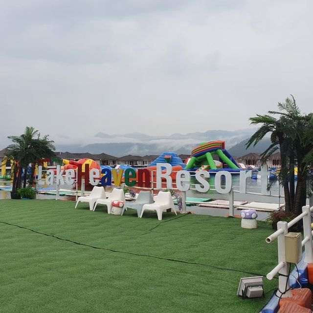 LAKE Heaven Resort