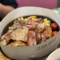 香港將軍澳｜熊仔主題抵食鐵板西餐🐻🍴
