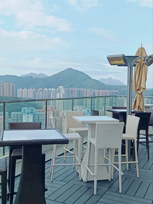 郊外新市鎮 ！九龍東皇冠假日酒店  ！
