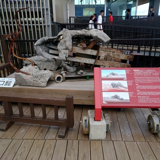 沖縄最大の観光名所の一つ「首里城」