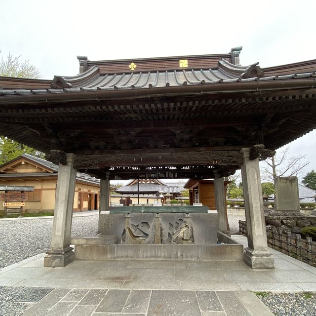 長野市的名勝善光寺及城山公園