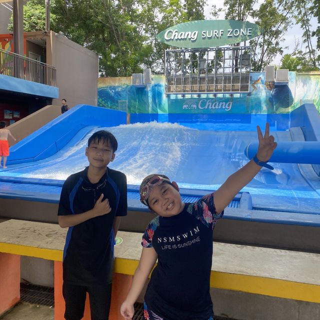 สนุกไม่รู้ลืมที่ สวนน้ำวานานาวา หัวหิน