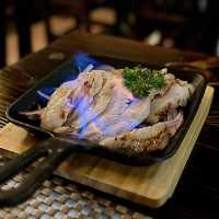 📍香港旺角｜小津居酒屋 · 新派Fusion居酒屋🏮主打超正海膽和牛煲仔飯！