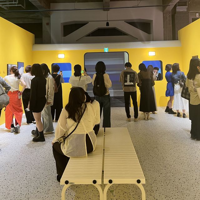 【東京・アート】ウェス･アンダーソンすぎる風景展