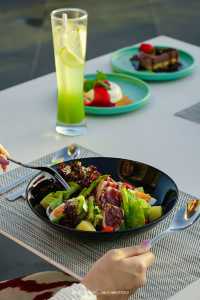 The Sky32 Restaurant 