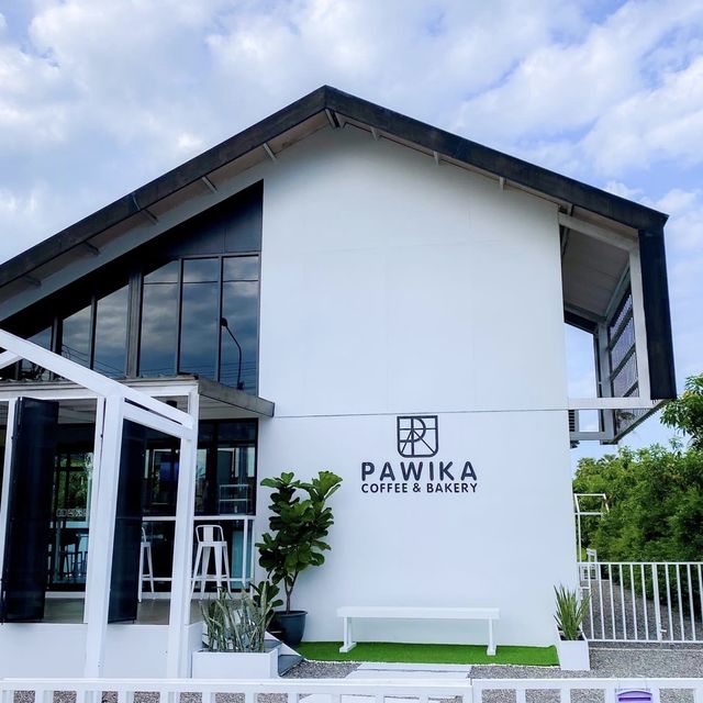 Pawika Coffee & Bakery
