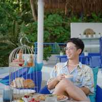 THE REEF คาเฟ่สีฟ้าขาวฟีลซานโตรินี