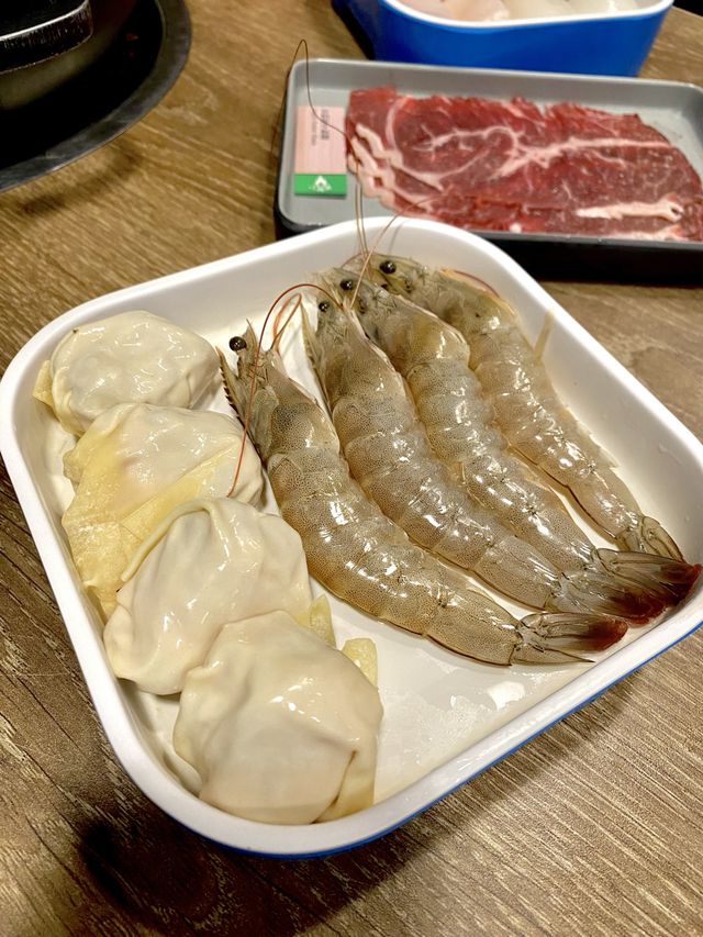 指定任食套餐加錢可無限時任食羊腩煲 海鮮放題