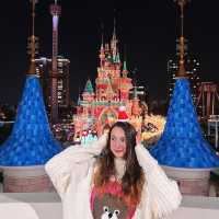 Lotte World in Winter: where Christmas dreams come true! 🎄