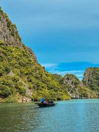 Overnight Charms in Ha Long’sEnchanted Bay