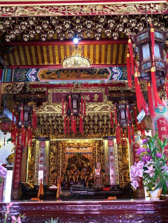 สวยยิ่งใหญ่อลังการ ศาลเจ้ามูลนิธิธรรมกตัญญู