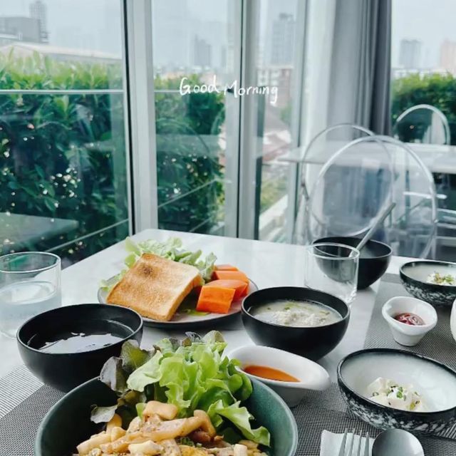 𝑺𝑯𝑨𝑵  𝑽𝒊𝒍𝒍𝒂𝒔 餐廳篇