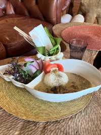 【糸島カフェ】癒しの空間！暖かな暖炉とおいしい料理が魅力的