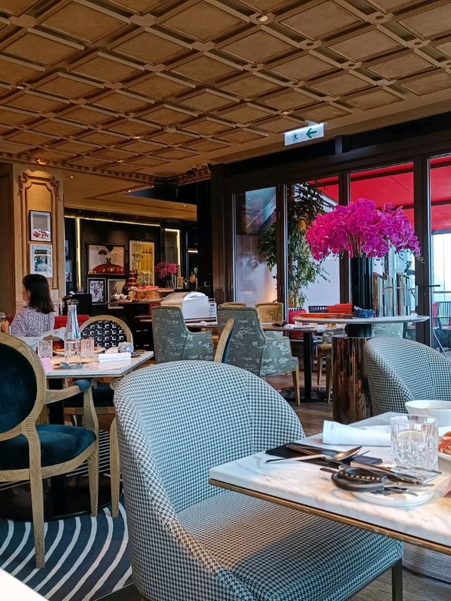中環蘭桂坊寶藏意大利餐廳 周末自助午餐無限任食生蠔龍蝦