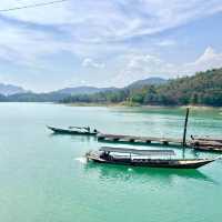 🚣‍♂️ Khao Sok National Park: Jungle Safari, Floating Bungalows, and Cheow Lan Lake 🌳🚤