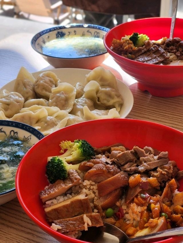 부들부들 입에서 녹는 족발덮밥 맛집, 치엔창쓰추(浅尝私厨)