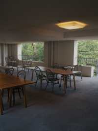 【広島】入口からは想像できないない空間広がる宿&カフェ☕️