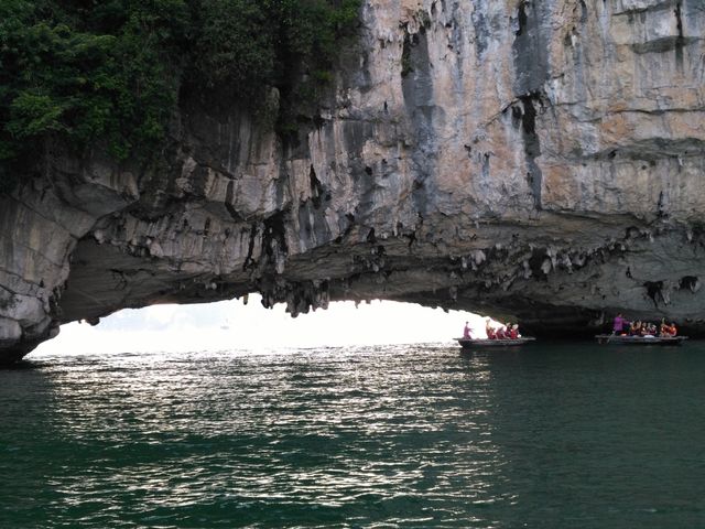 Serene and Stunning Halong Bay, Hanoi 🇻🇳