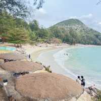 Cave Beach Clubคาเฟ่ที่มีคลื่นฮีลใจ