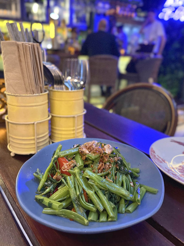 灣仔🐶chill爆寵物友善泰國菜餐廳