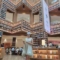 首爾最新打卡😍星空圖書館2.0