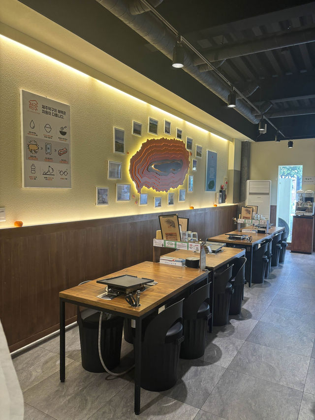광주에서 느끼는 제주 흑돼지의 맛,제주덕구