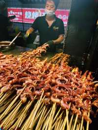 Famous BBQ : RONG SHU YUAN ZHONGSHAN ROAD