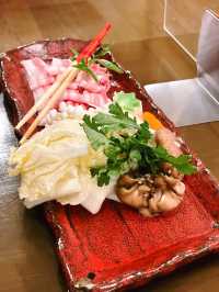【山中湖】富士山幻の豚肉を使用した絶品しゃぶしゃぶとすき焼き🐷