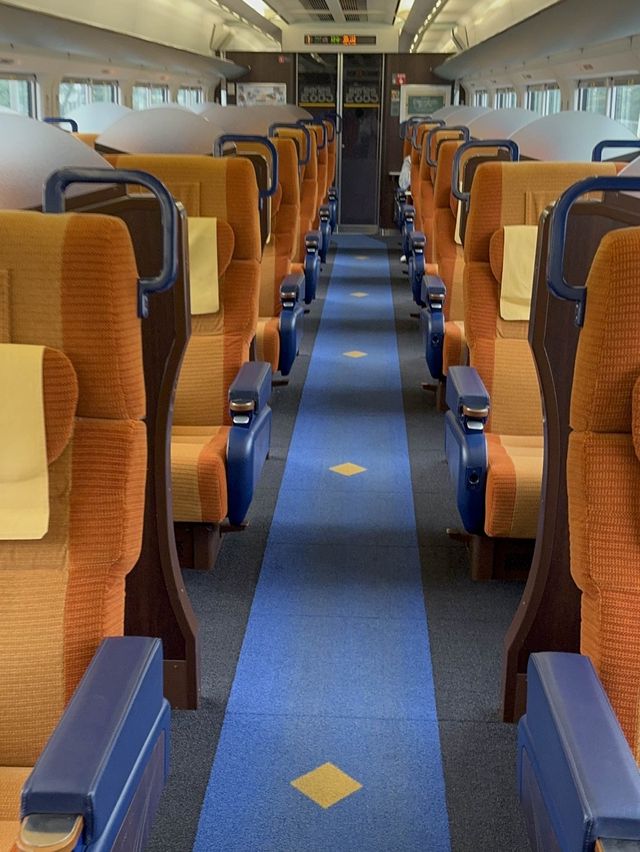 【特急いなほ】快適すぎると噂の新潟-秋田間を走る特急いなほ　グリーン車