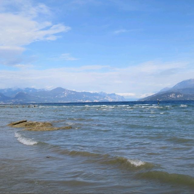 A picture perfect lake