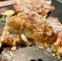 【大阪・梅田】ふわふわ食感の大阪お好み焼き「清十郎 阪急うめだ店」
