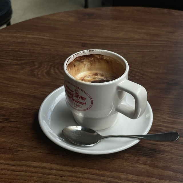 韓国カフェオタクがおすすめするソンスで韓国人から大人気のカフェ"AtoB"☕️