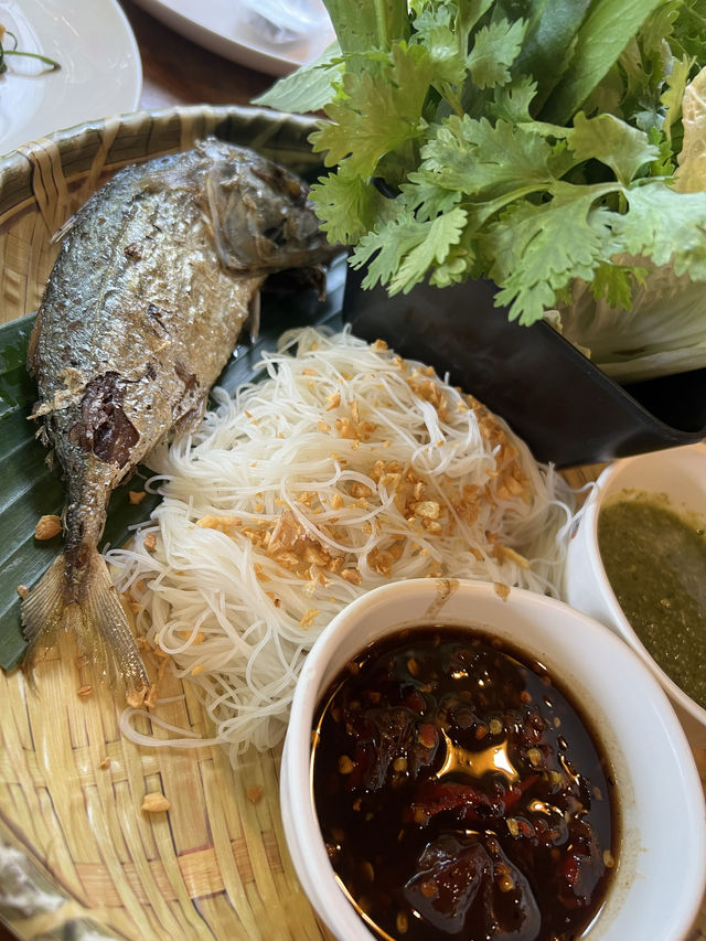 ร้านอร่อย ราคาดี ที่สี่เเยกท่าพระ ใต้mrt ท่าพระ