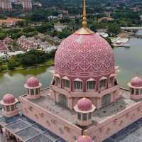 Putrajaya's Beautiful Mosque and National Day Splendor! 🇲🇾🕌